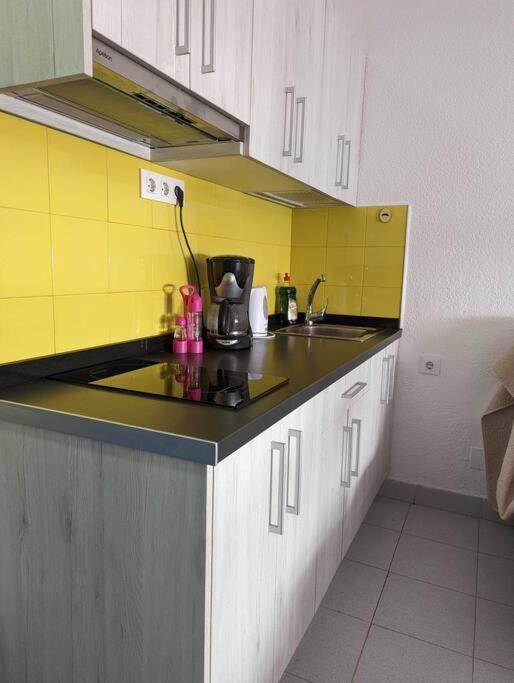 Beachfront Studio Apartment Puerto Rico Puerto Rico  Dış mekan fotoğraf